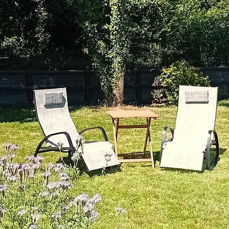 Honey Suckle Hideaway Apartmán Céaucé